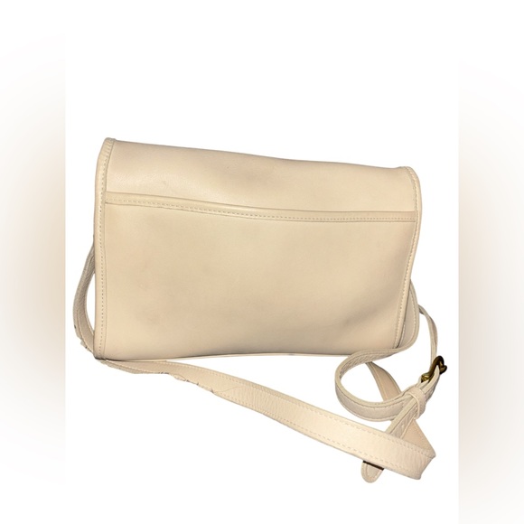 Vintage Coach Ridgefield Flap Bag 9812 - Picture 6 of 9